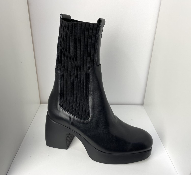 Botki damskie Wonders skóra H-4906 Czarny