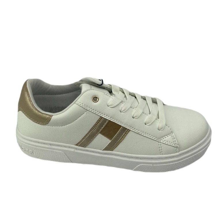 Tommy-32703-4.jpg