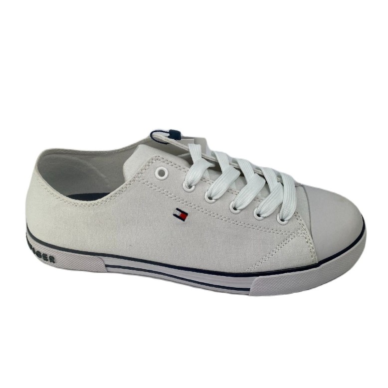 Tommy-32207-4.jpg