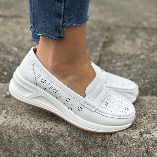 Półbuty damskie  ARTIKER 54C1770 BIAŁE