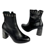 Botki damskie Aga 05755/39 czarny lico