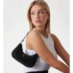 Torebka damska Guess HWRB93 50720 BLA-2
