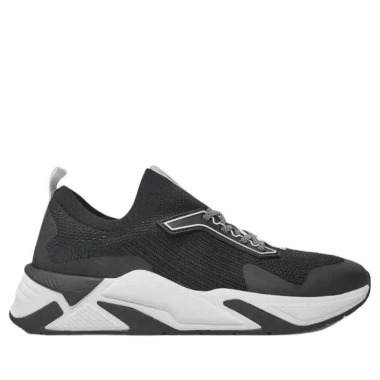 Sneakersy damskie GUESS FLPGAX FAB12 black-1