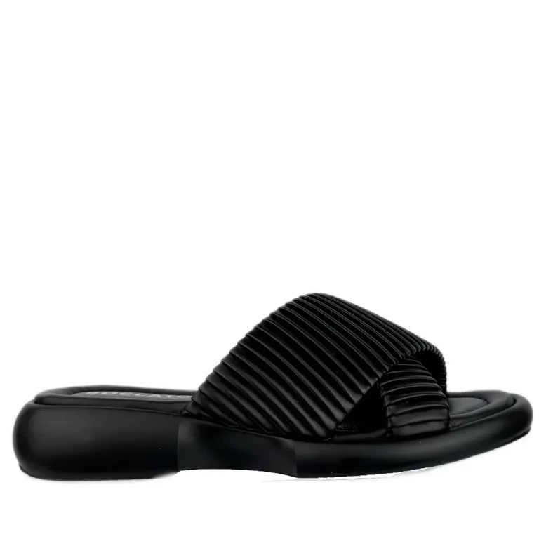 Klapki damskie Bocccato 0450.4089 black-1