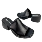 Klapki damskie Boccato 020.1073.001 czarne-3