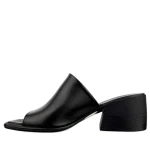 Klapki damskie Boccato 020.1073.001 czarne-4